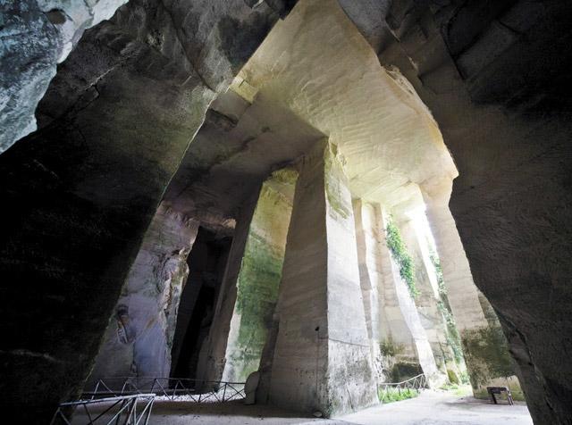 Cava Pirrera di Sant'Antonio, Melilli (SR) Cava Pirrera di Sant'Antonio, Melilli (SR)