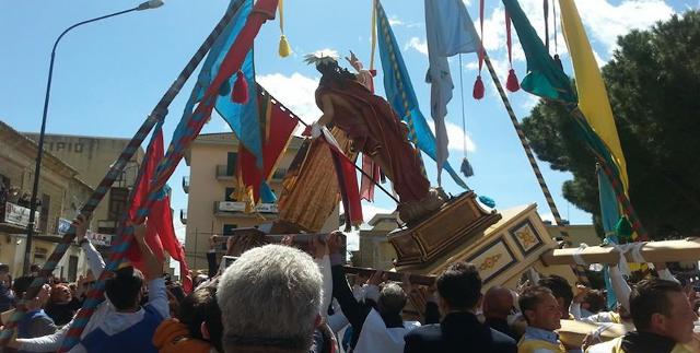 L'incontro tra Gesù e la Madonna tra i "Riti della Settimana Santa di Delia"
