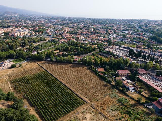 L'Etna Urban Winery