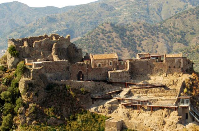 Il Castello di Calatabiano