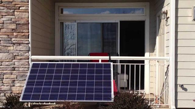 Il fotovoltaico da balcone: una soluzione contro il caro bollette