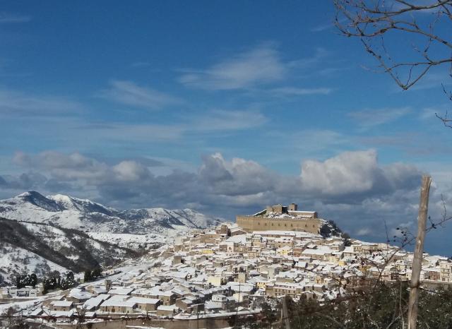 Montalbano Elicona innevata