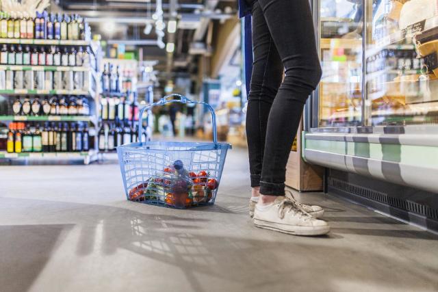 Pensate sia difficile risparmiare facendo la spesa al supermercato?