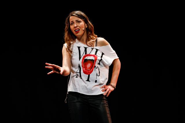 al-mug-cafe-di-comiso-terapia-di-gruppo-con-chiara-becchimanzi