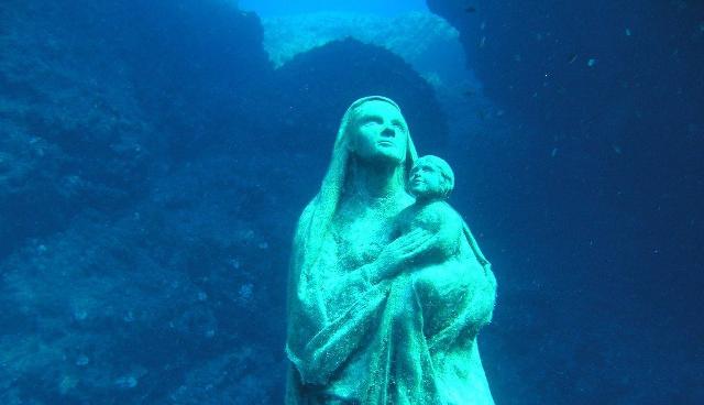 La Madonna del Mare, nei fondali a sud dell'Isola dei Conigli, Lampedusa