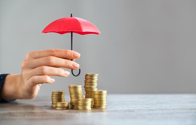 Accorti ma fiduciosi. Nonostante le turbolenze dell'attualità, non è il pessimismo a dominare il rapporto degli abitanti della Sicilia con il risparmio... Accorti ma fiduciosi. Nonostante le turbolenze dell'attualità, non è il pessimismo a dominare il rapporto degli abitanti della Sicilia con il risparmio...