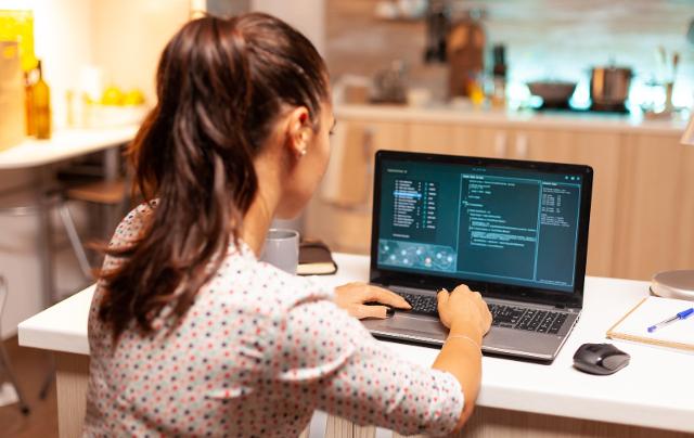 Le aspettative sul futuro di Rebecca dei familiari non corrispondono alle sue...