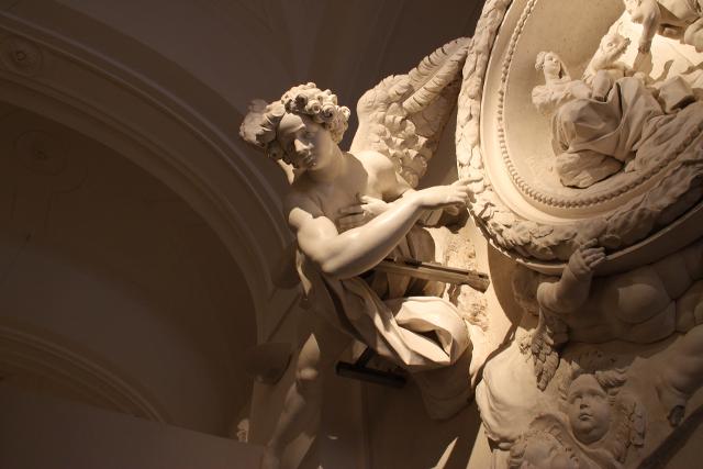 I chiaroscuri dell'Oratorio dei Bianchi I chiaroscuri dell'Oratorio dei Bianchi