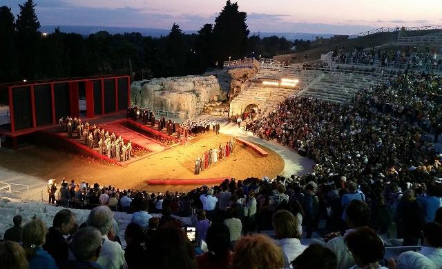 Grande successo per le rappresentazioni classiche Teatro Greco di Siracusa