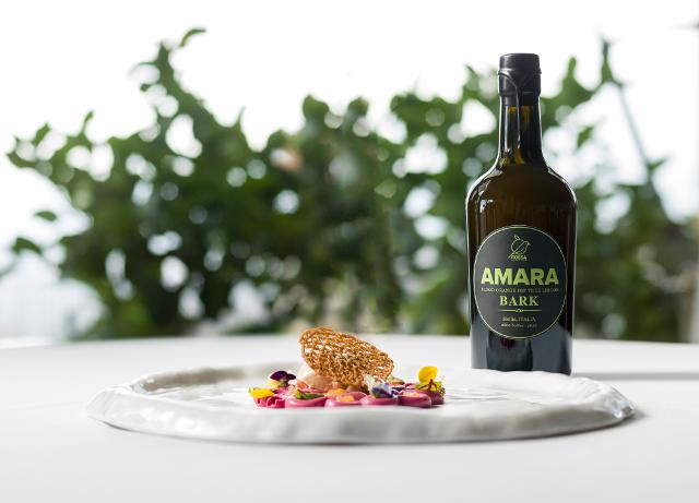 Il dolce creato dallo Chef Roberto Toro per omaggiare il sapore unico di Amara Bark