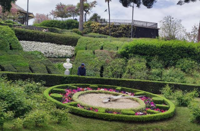 Puntoeacapo ha donato 800 piante al Giardino di Villa Bellini