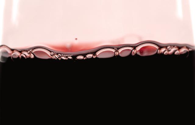 In Italia crescono le superfici dedicate alla produzione di vino biologico, un settore che vede il Paese tra gli attori principali a livello internazionale... In Italia crescono le superfici dedicate alla produzione di vino biologico, un settore che vede il Paese tra gli attori principali a livello internazionale...