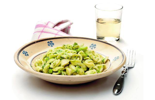 Orecchiette con le cime di rapa - ph © Giunti