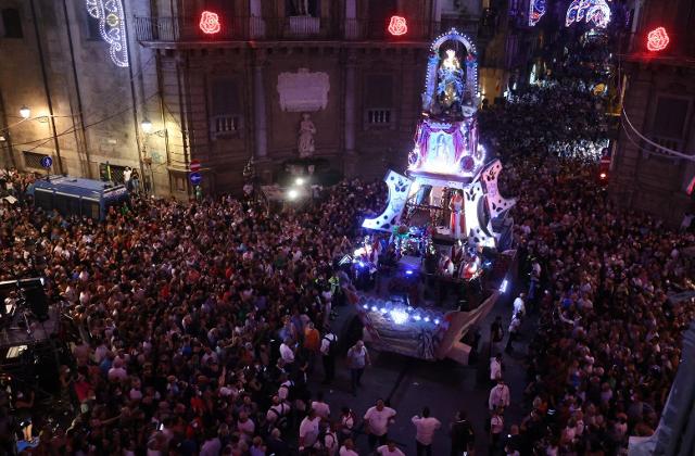 I turisti di Santa Rosalia