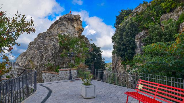 La Rocca di Roccafiorita