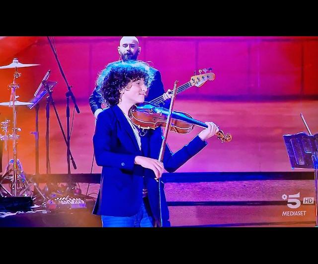 Il giovane violinista Samuele Palumbo ha vinto ''Tu Sì Que Vales''