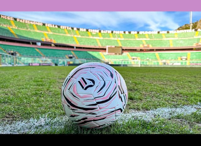Regalate il nuovo pallone del Palermo FC, farete una buona azione
