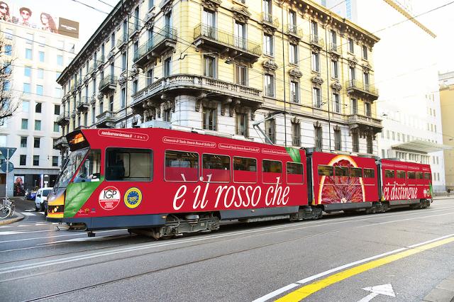 L'Arancia rossa di Sicilia sale sui tram di Milano!