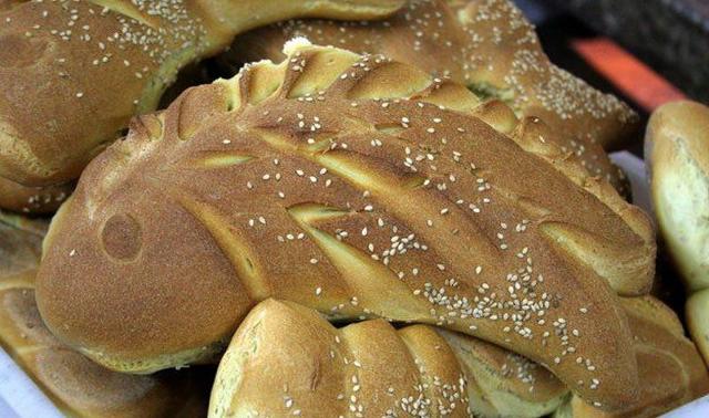 Il pane tipico di Lentini (SR) Il pane tipico di Lentini (SR)