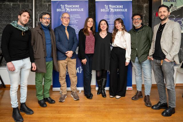 Gli artisti delle "Panchine delle Meraviglie" di Messina
