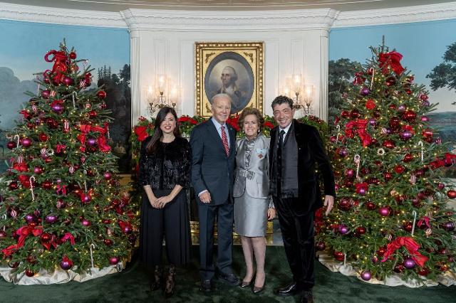 Il Maestro Nicola Fiasconaro con il presidente USA Joe Biden