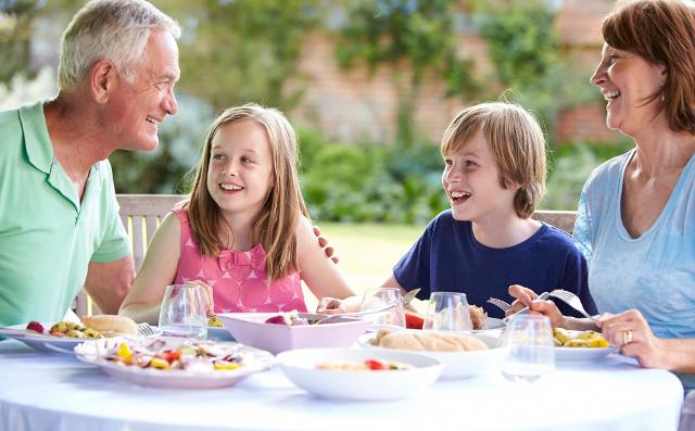 I nonni intervistati evidenziano una chiara evoluzione tra la loro merenda di quando erano piccoli e quella attuale...