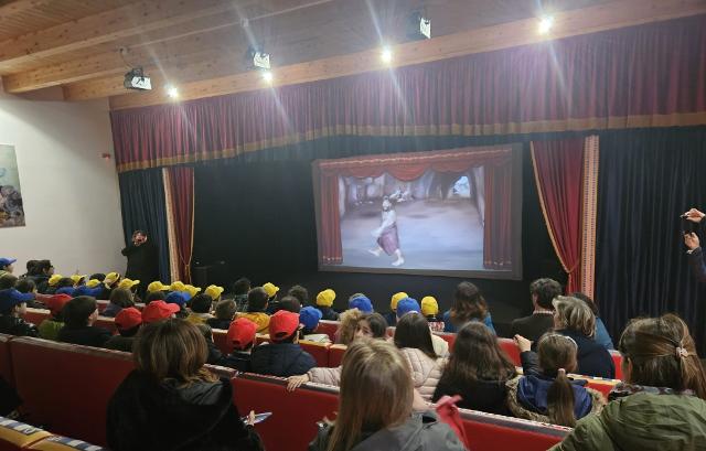 Il teatro coperto con tecnologia Live-Motion al "Parco dei Miti" di Zafferana Etnea