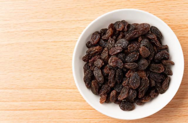 L'uvetta protegge dalla degenerazione maculare L'uvetta protegge dalla degenerazione maculare