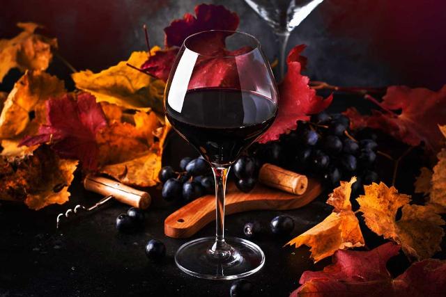 Nero d'Avola: il cuore rosso della Sicilia in autunno