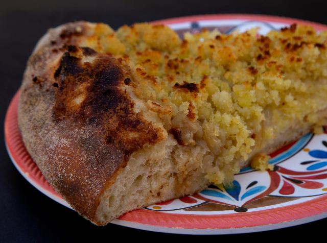 Sfincione dell'Antica Focacceria dal 1856