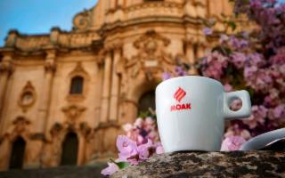 Caffè Moak: il gusto siciliano che celebra il Natale tra tradizione e innovazione