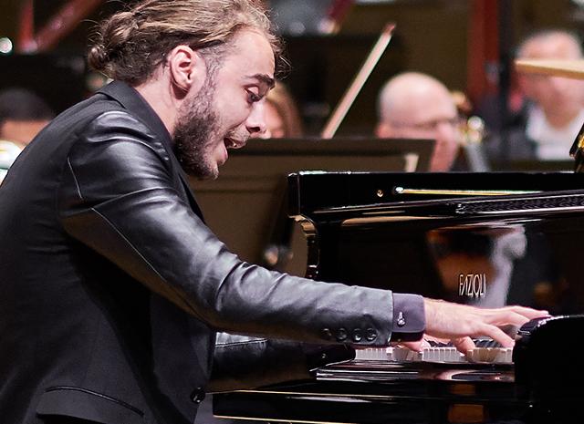 recital-del-pianista-rumeno-daniel-ciobanu-al-palacultura-di-messina