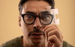 Claudio Casisa in ''Inconcludente'' al Teatro Agricantus di Palermo