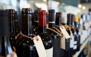 I vini più venduti nei supermercati in Sicilia: domina il Nero d'Avola