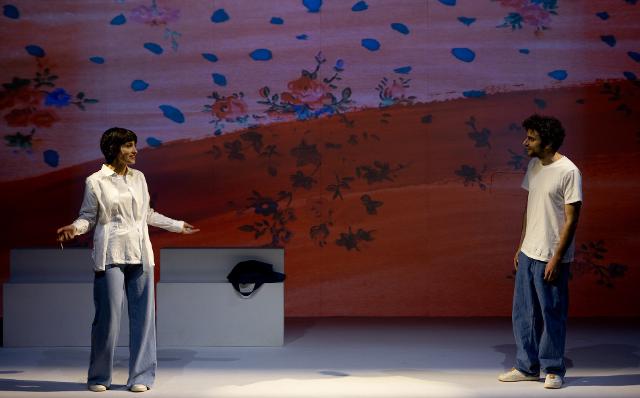 Giuseppe Tantillo e Valentina Carli in "BIANCO"