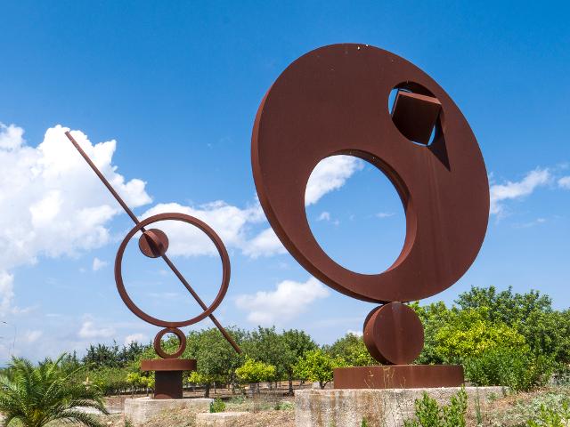 "Meridiana Ellittica" di Ettore Colla, Gibellina "Meridiana Ellittica" di Ettore Colla, Gibellina