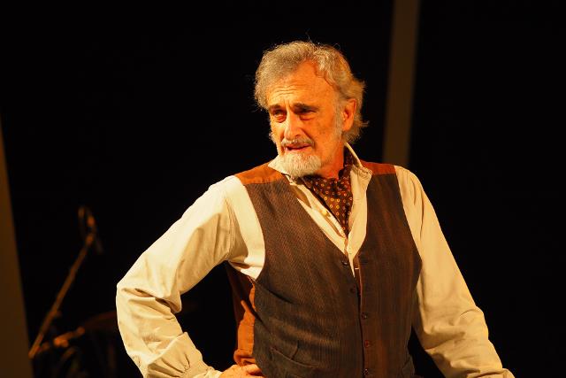 Massimo Venturiello in "La creatura del desiderio" di Andrea Camilleri