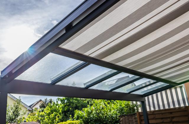 Tenda da sole moderna - ph brebcaphotos by canva