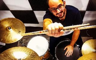 Marcello Arrabito in ''Different Way'' al Rex Jazz Club di Giarre (CT)