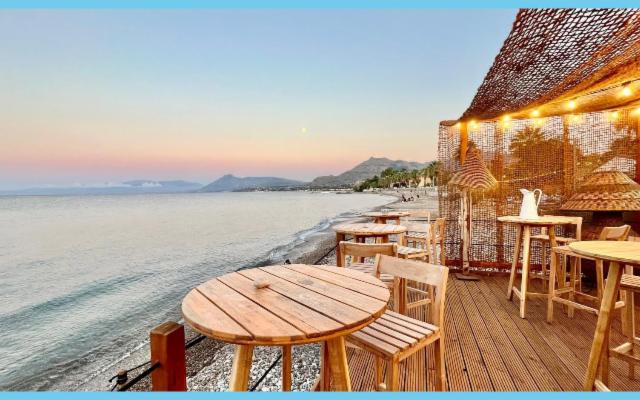 EcoBeach, il ristorante senza indirizzo dove il mare indica la strada