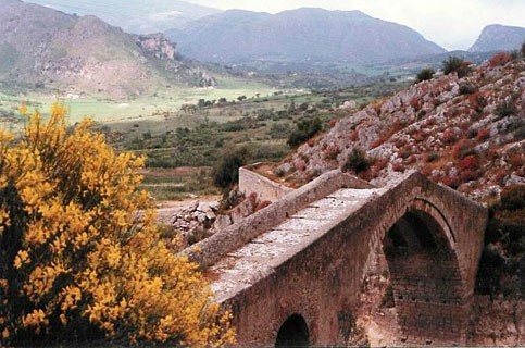 Il Ponte Chiaramontano